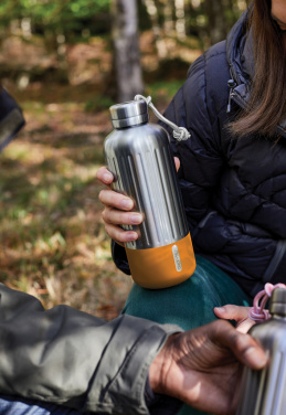 Logotrade Werbeartikel das Foto: Black+Blum Explorer isolierte Wasserflasche groß, 850ml