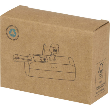 Logotrade Firmengeschenke das Foto: Alnair 10 W 5000 mAh Typ C Powerbank aus recyceltem Kunststoff mit integriertem Klappständer und 2 in 1 Kabel