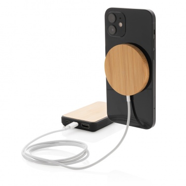 Logotrade business gifts photo of: 10W bamboo magnetic wireless charger