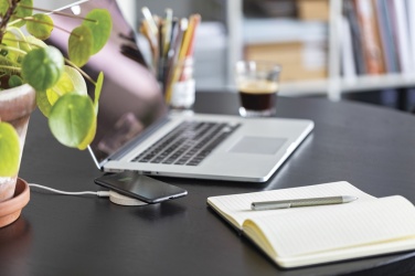 Logotrade advertising product picture of: Wheat Straw 5W round wireless charging pad