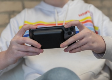 Logotrade promotional giveaway picture of: Magnetic 5.000 mAh 5W wireless powerbank