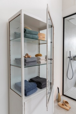 Logo trade advertising product photo of: Ukiyo Sakura AWARE™ 500 gsm bath towel 70x140cm