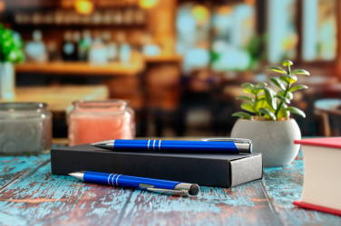 Logotrade advertising products photo of: Metal writing set CLAREMONT
