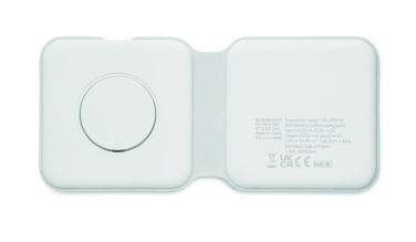 Logotrade corporate gift picture of: 2 in 1 foldable charger 15W