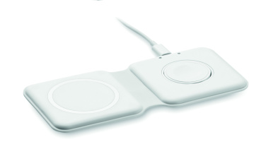 Logotrade promotional gift picture of: 2 in 1 foldable charger 15W