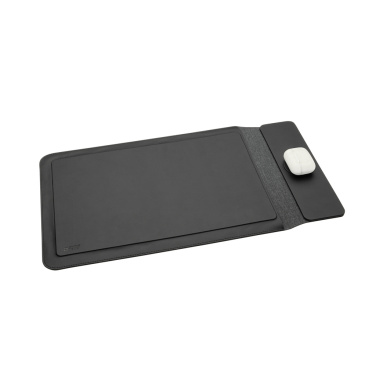 Logotrade promotional items photo of: Swiss Peak 15W magnetic charging laptop sleeve 14-15,6"