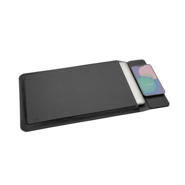 Logo trade corporate gift photo of: Swiss Peak 15W magnetic charging laptop sleeve 14-15,6"
