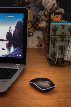 Logo trade reklaamkingi pilt: Valgustage logoga juhtmevaba hiir