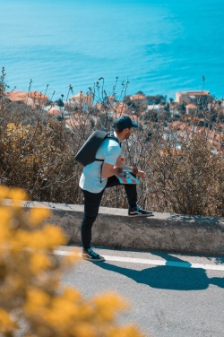 Logotrade firmakingitused pilt: Bobby Hero Väike vargusevastane seljakott