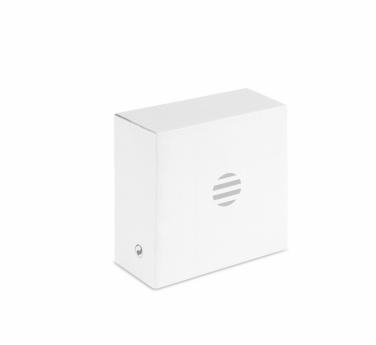 Logotrade reklaamtooted pilt: 4-pordiline USB-jaotur