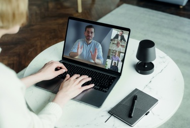 Logo trade reklaamtooted foto: USB laetav laualamp