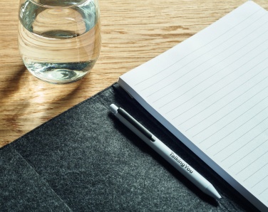 Logo trade firmakingitused foto: A4 konverentsikaust RPET-is