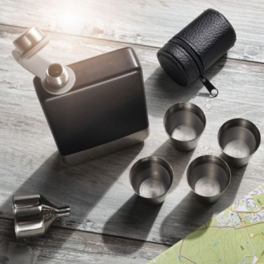 Logotrade firmakingituse foto: Plaskuga komplekt TAHAT Schwarzwolf