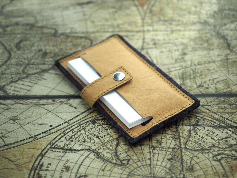 Logo trade reklaamtoote pilt: Visiitkaardihoidja 1324140