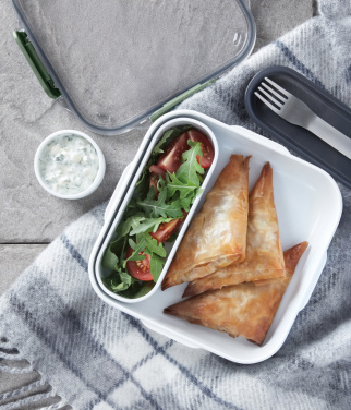 Logotrade firmakingituse foto: Black+Blumi lõunakarp