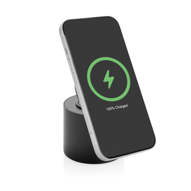 Logo trade ärikingid foto: Magpulse RCS taaskasutatud plastist 3W kõlar magnetilise hoidikuga