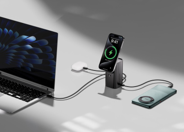 Logo trade reklaamkingi pilt: Urban Vitamin Sunnyvale 100W 15.000mAh magnetiline varupatarei