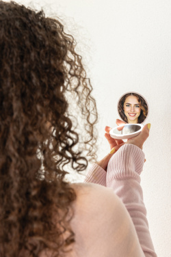 Logo trade reklaamkingitused foto: Lumora LED laetav meigipeegel