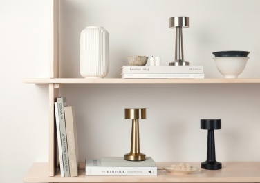 Logo trade liikelahjat mainoslahjat kuva: VINGA Maris RSC  -pöytävalaisin kierrätettyä muovia