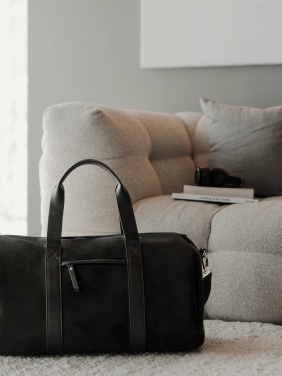 Logotrade liikelahja mainoslahja kuva: VINGA Marlow RCS -weekend bag kierrätettyä polyesteriä