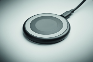 Logotrade mainoslahjat kuva: 3 in 1 langaton laturi 15W