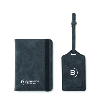 Logo trade mainoslahja kuva: Passinkannet ja matkalaukku tagi