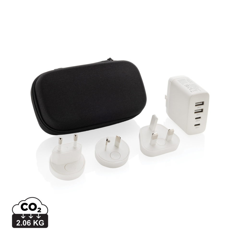 Logotrade mainoslahjat kuva: TravelCharge Pro RCS -matkalaturi USB C:llä