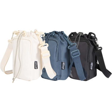 Logotrade mainostuotet kuva: Trip Aware™ kierrätetystä materiaalista valmistettu 2 litran matkapullokassi