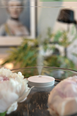 Logotrade firminės dovanos nuotrauka: „Breevia RCS“ plastikinis įkraunamas plaukiojantis drėkintuvas