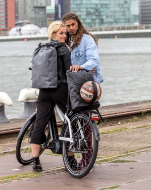 Logotrade ziemassvētku dāvanas foto: Urban Lite pretaizdzīšanas mugursoma