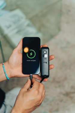 Логотрейд pекламные продукты картинка: Urban Vitamin Eureka гибридный GANcharger 10000 мАч внешний аккумулятор 65 Вт