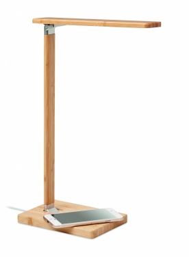 Logotrade kampanjprodukter bild: Skrivbordslampa + laddare 10W